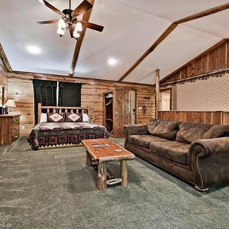 Secluded 2 Story Cabin Pool Wifi Smart Tvs Eureka Springs Dış mekan fotoğraf